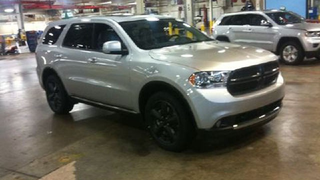 2012 Dodge Magnum: First Blurry Photo